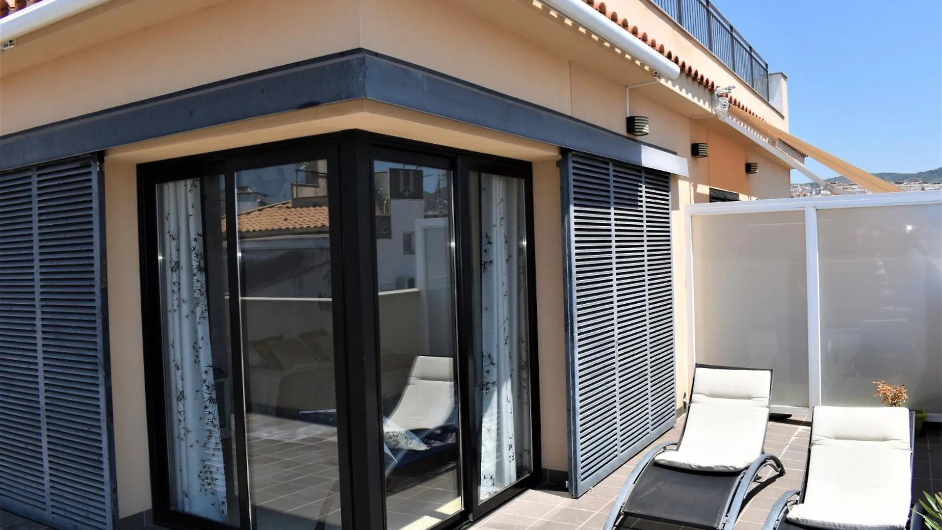 Sunset Penthouse Apartment Sitges